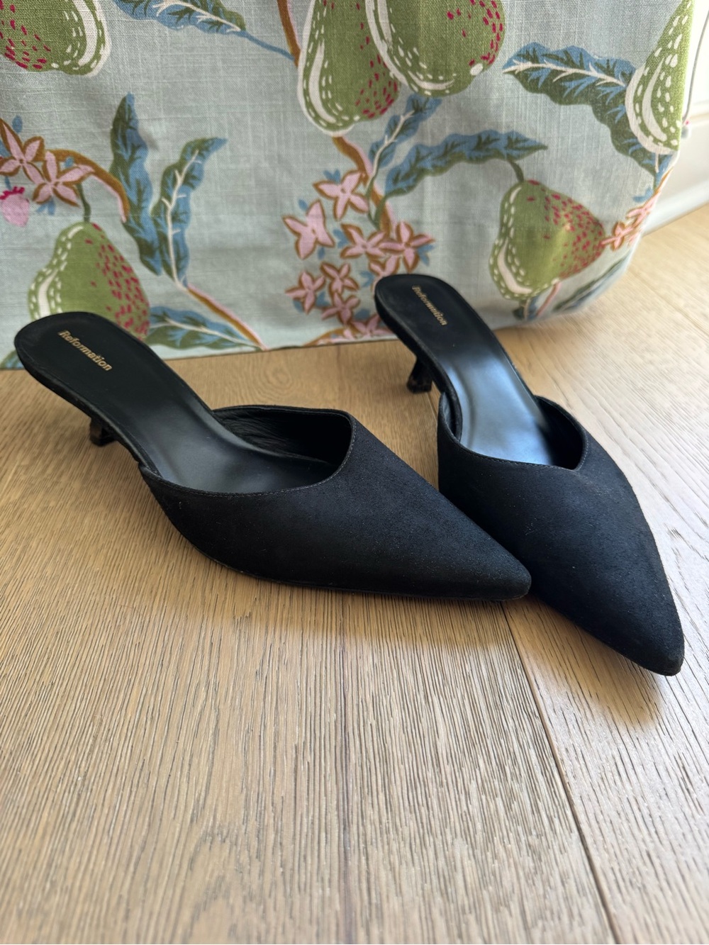 Reformation Wilda  Kitten Heel Mules size 9.5